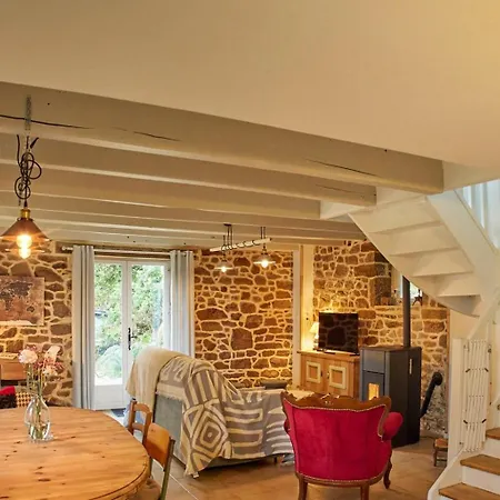 Ker Adele, Longere Cosy Au Coeur D'un Bois Holiday home Ploerdut