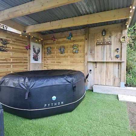 Ker Adele, Longere Cosy Au Coeur D'un Bois Holiday home Ploerdut